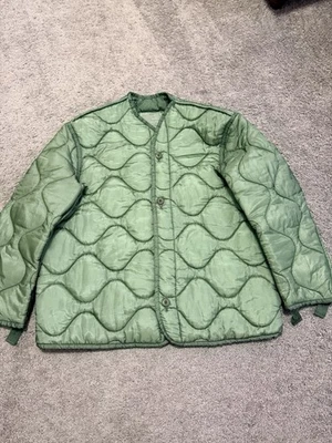 M65 Field Coat Liner Military Jacket Unisex Size M Green Quilted NWOT - Image 1 of 4
