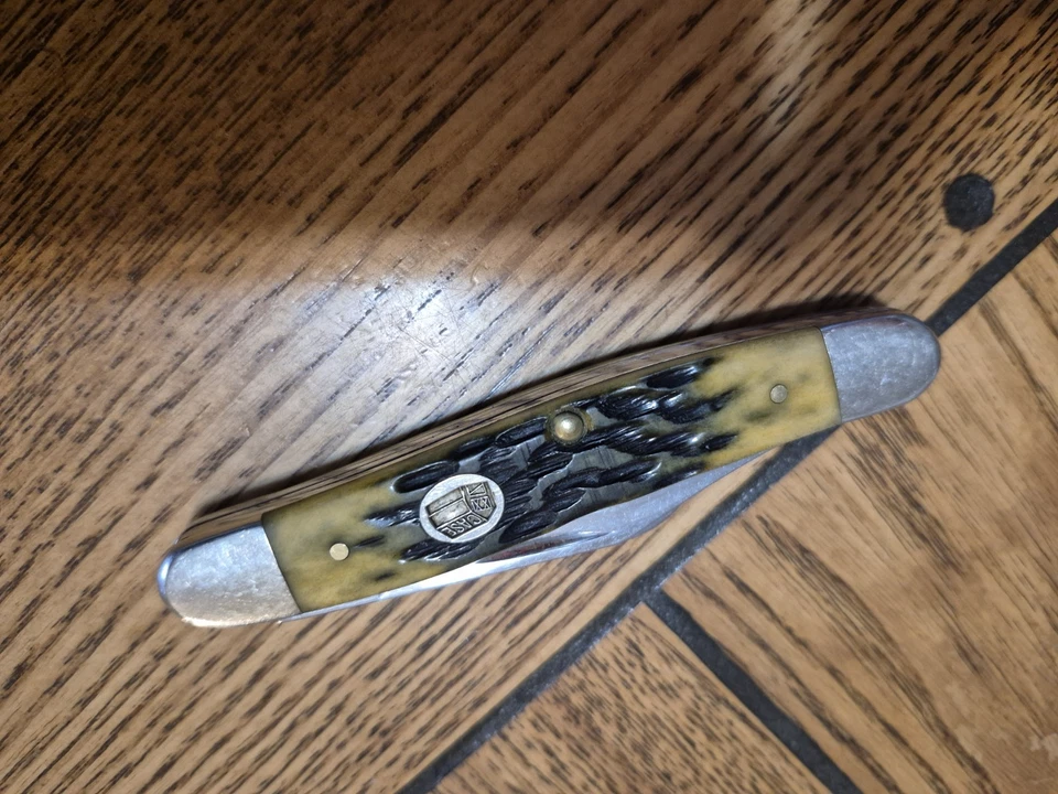 CASE XX 6347 STOCKMAN SS COM FACA DE BOLSO ESCUDO CELEIRO - Imagem 1 de 4