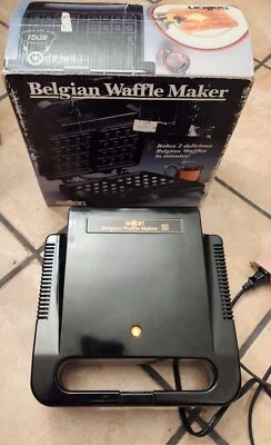 Gofrera Belga SALTON Modelo Eléctrico WM-4 Con Caja, Manual y Guía de Recetas Foto 1 de 4