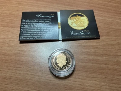 2010 Royal Mint Sovereign 1/4 OZ Gold Proof Coin - Image 1 of 4