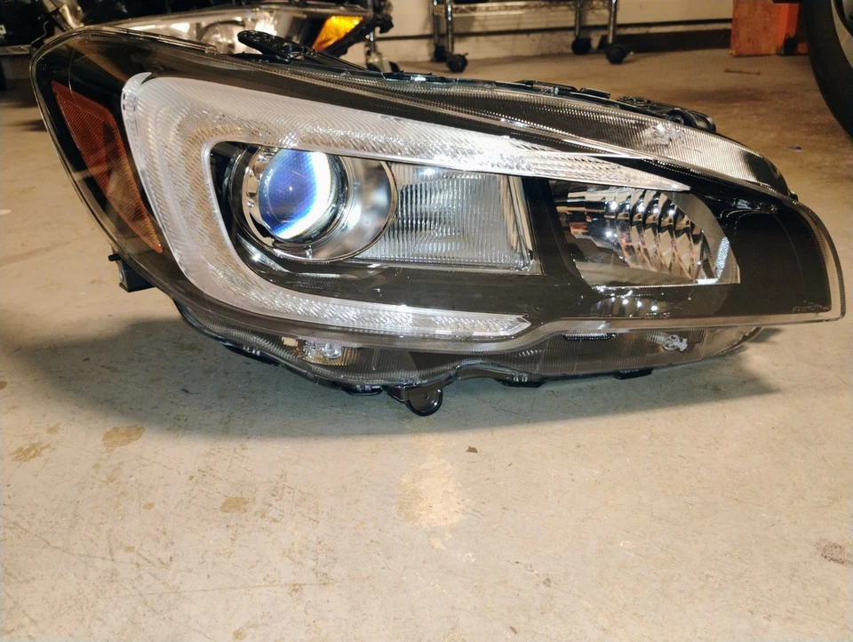 Subaru 2016-17 WRX / STI Foto 1 de 4