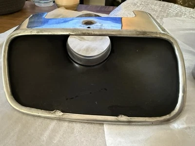 Puntas de escape OEM Dodge Challenger Scat Pack 2015-2023 - Usadas - Buen estado Foto 1 de 3