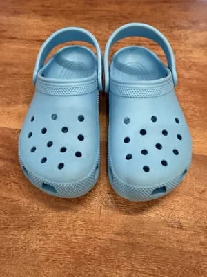 Zueco clásico Crocs para niños - azul veneciano unisex talla 3 J Foto 1 de 4