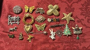 Konvolut 20 Vintage bis Moderne Broschen Strass Perlen Glas teils signiert - Bild 1 von 5