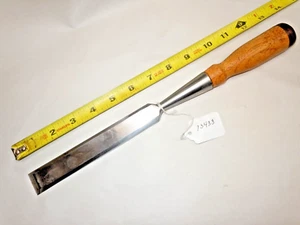 Chisel, Nice Vintage 1-1/64" Wide Cut Woodworkers Chisel, and Good Handle - Picture 1 of 6