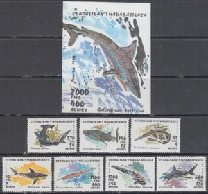 REPÚBLICA MALAGASCA Sc # 1280-7 CPL MNH JUEGO DE 7 + S/S VARIOS PECES GRANDES, TIBURONES - Imagen 1 de 1