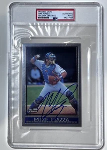 Mike Piazza Signed 1998 Topps Chrome Card Jumbo 4x6 Los Angeles Dodgers PSA Slab - Picture 1 of 3