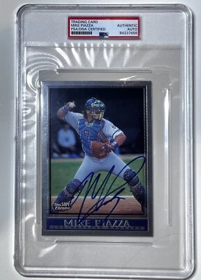 Mike Piazza Signed 1998 Topps Chrome Card Jumbo 4x6 Los Angeles Dodgers PSA Slab - Image 1 of 3