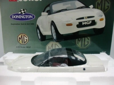 WOW EXTREMELY RARE MGF MkI Roadster Hard Top RHD 1.8 Pearl White 1:18 Corgi-AA - Image 1 of 4
