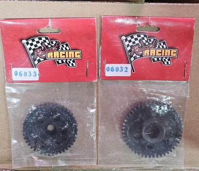 Redcat Racing Spur Gears 06033 42T 07032 47T New In Pack - Image 1 of 4