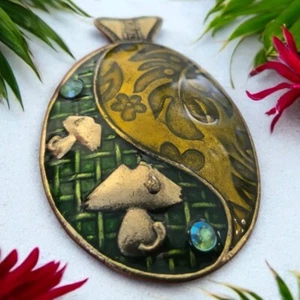 Large Brass And Green Enamal Statement Pendent With Rhinestones Cats Hippy Boho - Picture 1 of 4