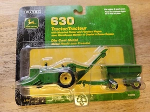 Ertl John Deere 630 Tractor With Mounted Corn Picker & Flare box Wagon 1/64 - Picture 1 of 6