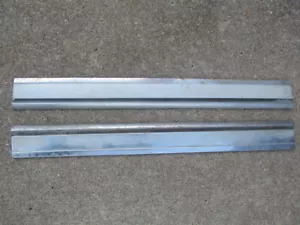 1966 Olds Cutlass & 442 2dr lower quarter moldings - Picture 1 of 3