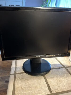 ASUS VH198T LED LCD Monitor ( No Cords ) - Image 1 of 3