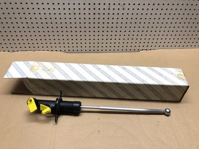 Original Fiat Stilo 1,6 16V - Geberzylinder / Kupplungsgeberzylinder - 55186907 - Bild 1 von 4