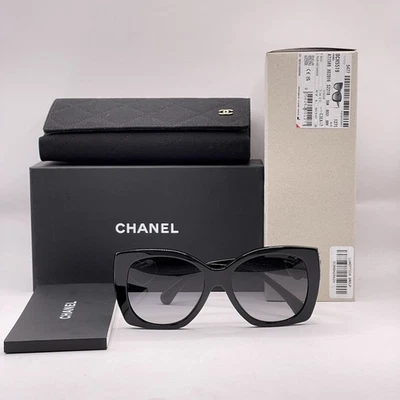 Chanel Oversize Square Gradient Polarized Sunglasses CH5519 Black Pre-Owned - Image 1 of 4