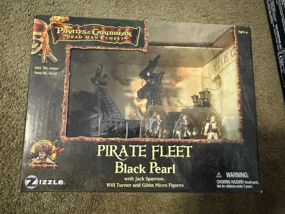 Piratas do Caribe Baú do Homem Morto Frota Pirata - PÉROLA PRETA fechada - Imagem 1 de 1