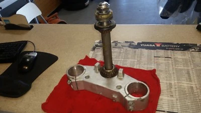 Used Factory OEM Triple Tree Clamp Stem | 2008 Hyosung United Motors GT 250R V2S - Image 1 of 2