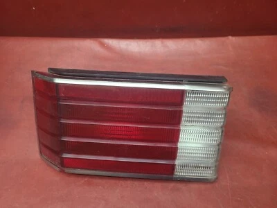 Luz trasera izquierda Plymouth Horizon LH 1983-1990 5207653 Foto 1 de 4