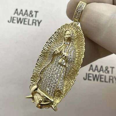 Colgante Virgen María de plata de ley 925 maciza con circonitas cúbicas Foto 1 de 4