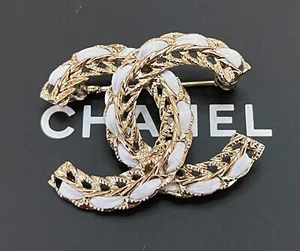 BNIB Authentic CHANEL Golden Metal White Leather Brooch Pin 22S - Picture 1 of 13