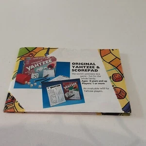 VINTAGE MB GAMES CATALOGUE LEAFLET PROMOTIONAL BROCHURE 1980's FAMILY GAMES - Picture 1 of 8