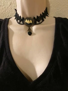 Gothic Rockabilly Bat Cameo Pendant Lace Choker Necklace Heart Black HALLOWEEN N - Picture 1 of 11