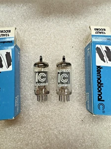 NUEVO EN CAJA EI 12AU7 ECC82 Telefunken Placa Suave Copia Bajo Ruido Par a Juego - Imagen 1 de 3