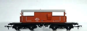 Bachmann OO Queen Mary Brake Van BR Bauxite (Early) Code 8107-084 - Picture 1 of 2