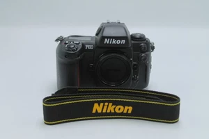 Nikon F100 35mm SLR - NEGRA - USADA - EN BUEN ESTADO - Imagen 1 de 10