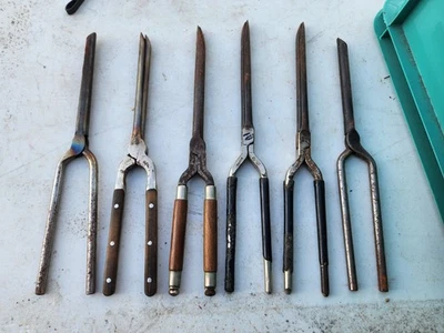 Lot 6 fers à friser anciens vintage coiffeur marques Volut Ferganet - Photo 1/4