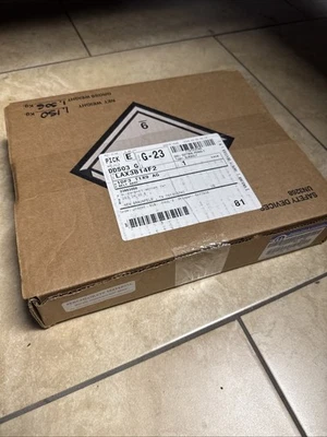 Cierre de hebilla de cinturón de seguridad Chrysler Town & Country Dodge Grand Caravan 2011-2020 Foto 1 de 4