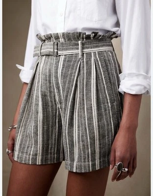 Banana Republic 纸袋亚麻短裤 6 Pleats 白色蓝色条纹腰带全新无标签 — 第 1/4 张图片