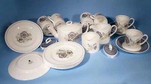 Wedgwood Susie Cooper Glen Mist Impresionante Vintage 21 piezas Servicio de Té *Excelente - Imagen 1 de 17