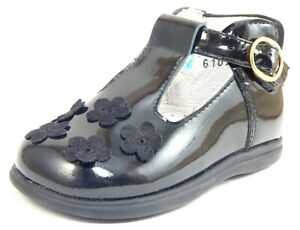 DE OSU - Spain - Baby Girls Black Patent Dress High Top Shoes - European 4.5-6.5