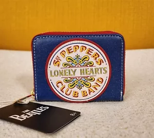 Loungefly the Beatles Sgt. Peppers Lonely Hearts Club Band Zip Around Geldbörse NEU - Bild 1 von 13