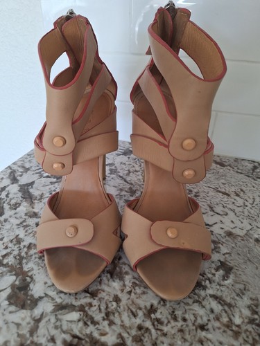 MBT Sandali L.A.M.B in pelle con cinturini tacchi nudi taglia 8 5