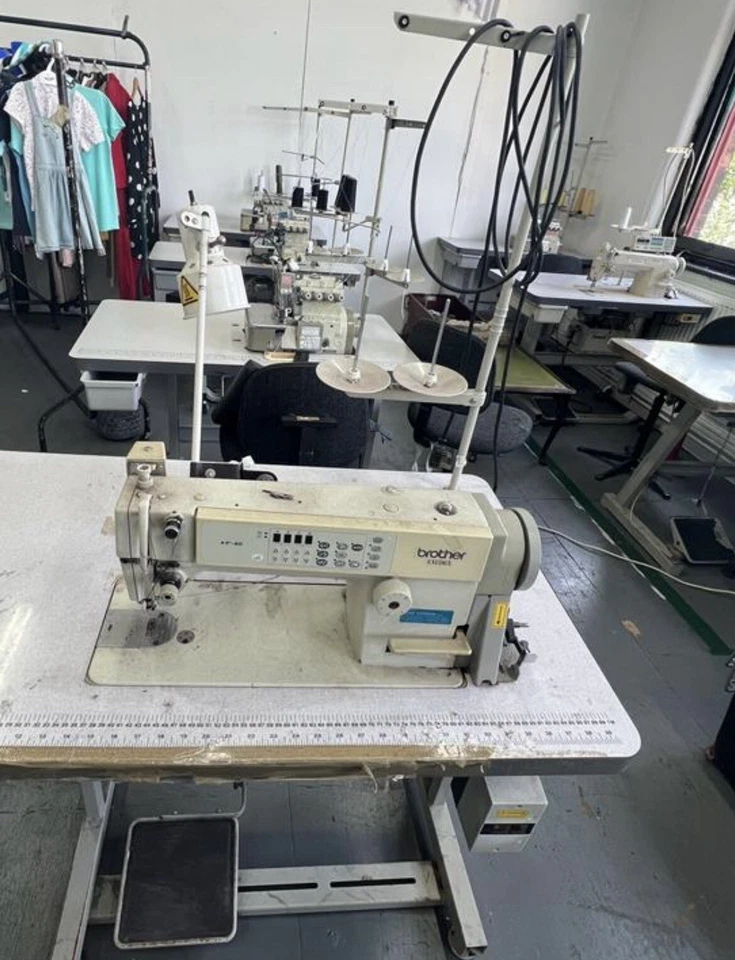 Brother Exedra E40 DB2-B737-413 Automatic Industrial Lockstitch Sewing Machine - Image 1 of 1