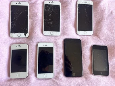 Lotto 6 iPhone, 1 iPod Touch e 1 scatola vuota tutti non testati per ricambi o riparazioni - Immagine 1 di 4