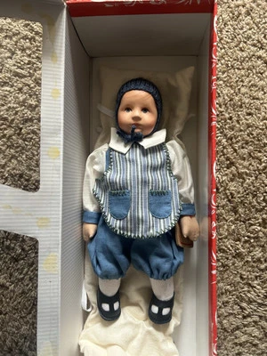 MIB 2003 UFDC New Orleans Conv. Exclusive Kathe Kruse Paul 10.5” 57/75 Rare Find - Image 1 of 4