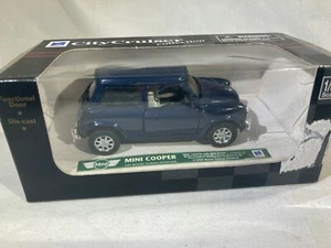Mini Cooper 1/32. Druckguss - Bild 1 von 6