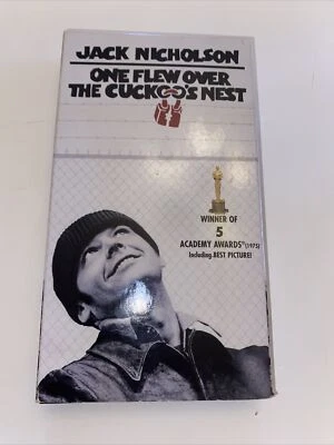 1975 One Flew Over Cuckoos Nest Nicholson OOP 1997 VHS Movie Vintage - Image 1 of 4