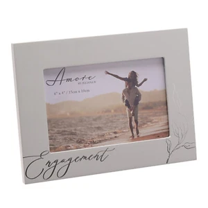 Engagement Photo Frame Landscape 6x4 Couple Love Congratulations Gift Idea - Picture 1 of 2