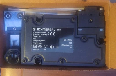 *NUEVO* Interruptor de seguridad Schmersal TZMCW24VDC - Ubicación EE. UU. Foto 1 de 2