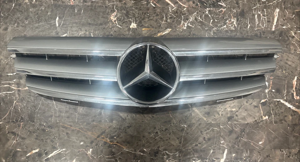 ✅ 2006-2009 MERCEDES W209 CLK350 CLK550 РЕШЕТКА ПЕРЕДНЕГО БАМПЕРА В СБОРЕ A2098800223 - Изображение 1 из 4