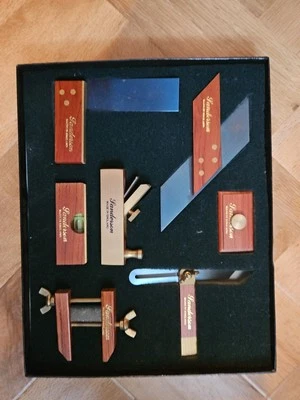 Sanderson 7pc Mini Tool Set. Spirit Level, Block Plane, Sanding Block, Clamp - Image 1 of 2