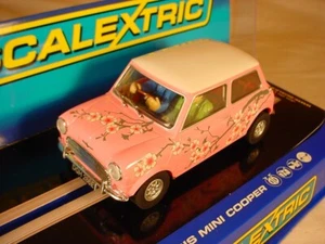 Scalextric Morris Mini Cooper "Flower Power" pink C3224 MB - Bild 1 von 4