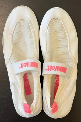 Vintage Voit Womens Water Shoes Sz 7.5 - Image 1 of 4