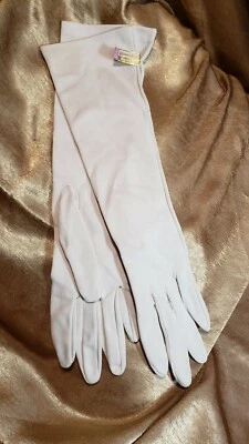 Vintage 1960s Grandoe 100% Nylon Tan Womens Evening Gloves New With Tag One Size - Image 1 of 4