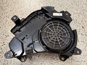 2017-2018 Porsche Cayenne BOSE Subwoofer Speaker - 7P5035481J - Foto 1 di 9